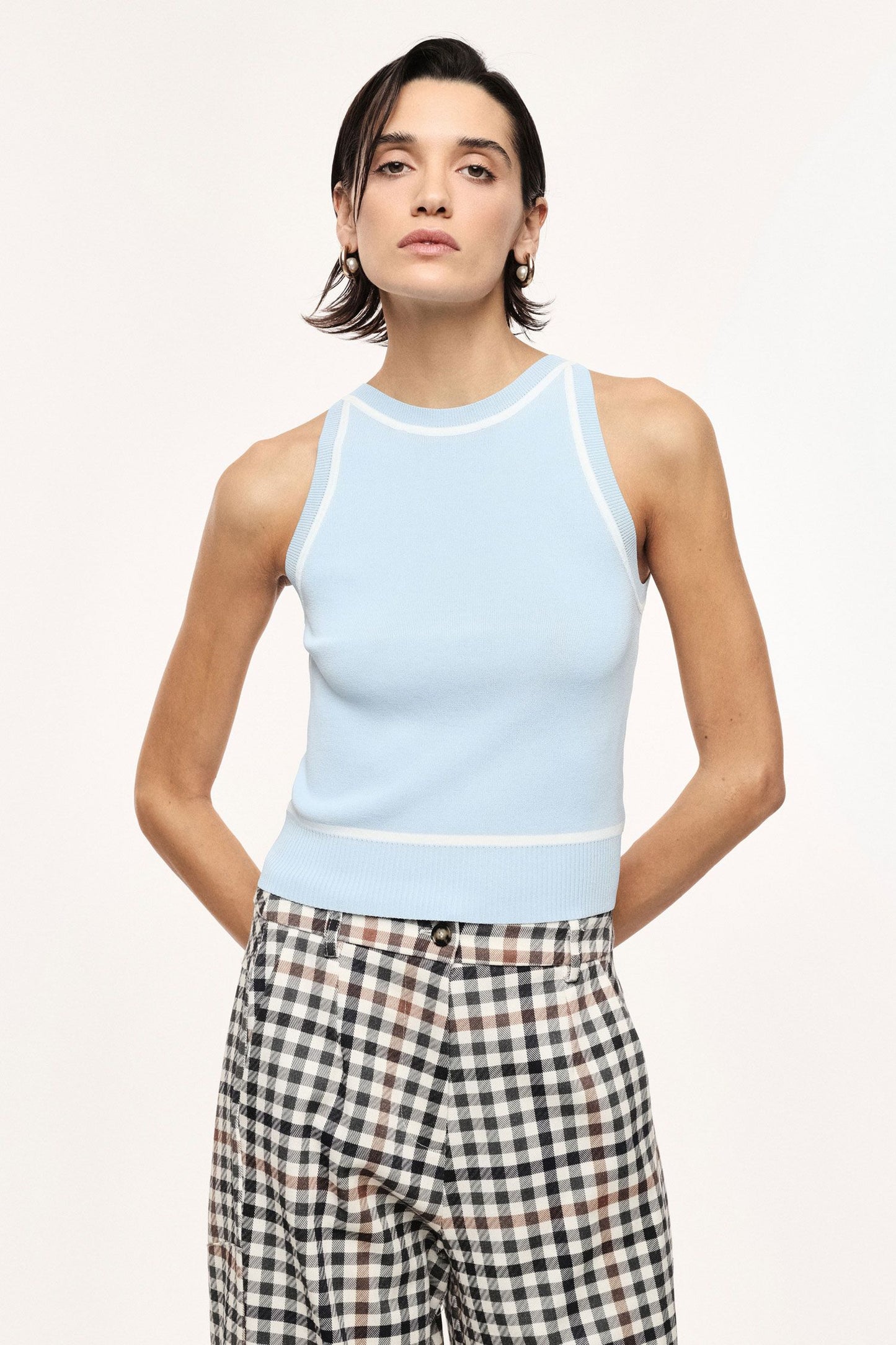 Top Contrast Trim