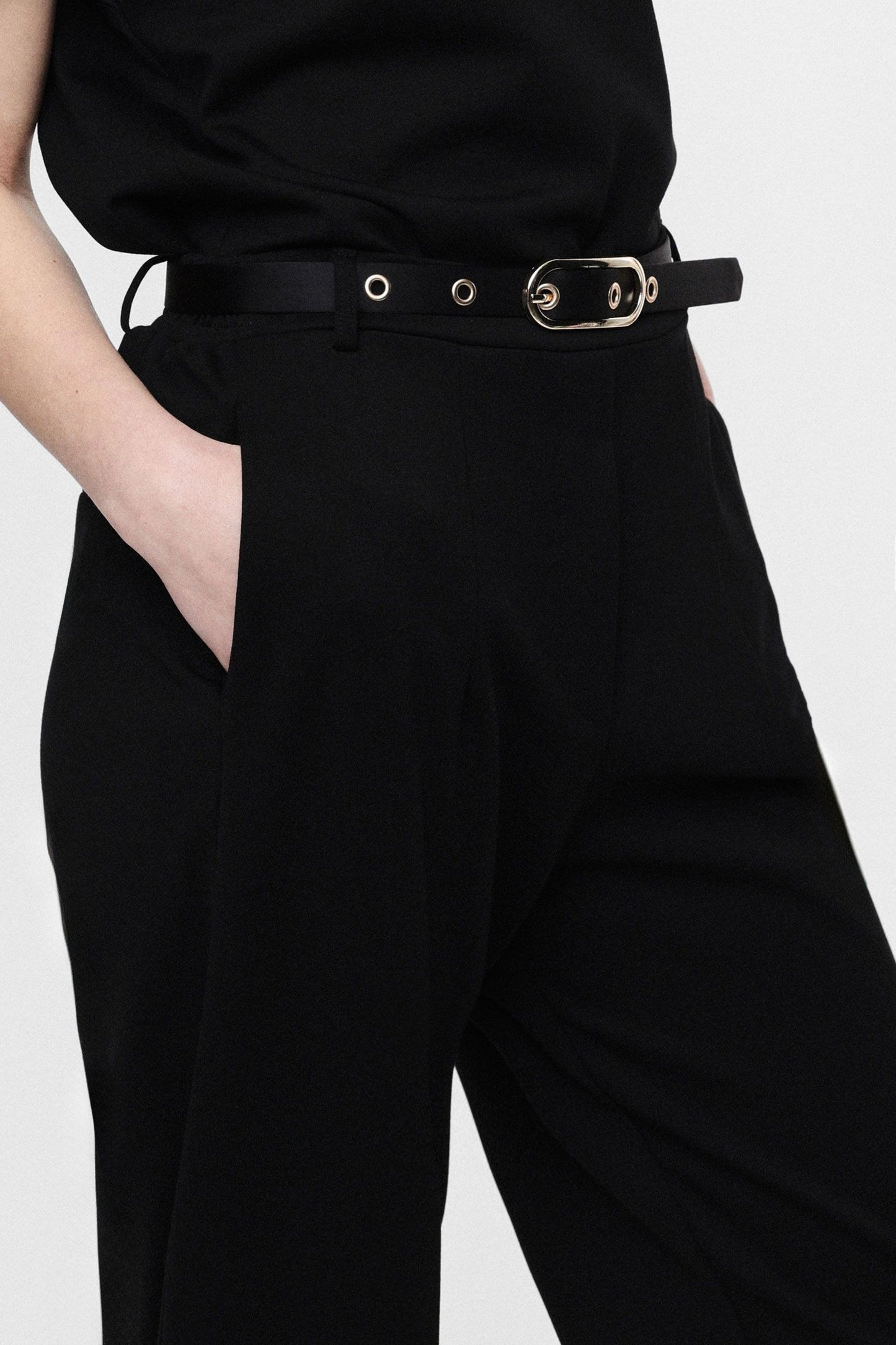 Cropped Pants