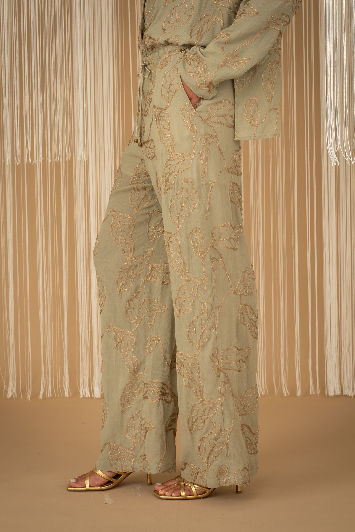 Trousers With Embroidery