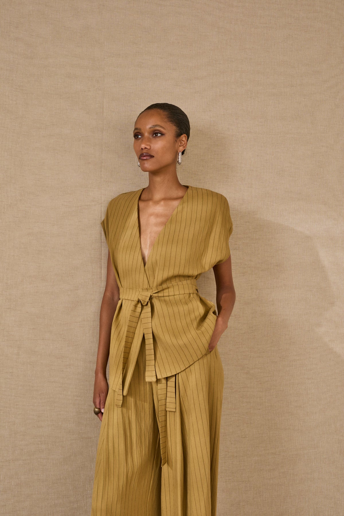 PRIVEE Vest Desert