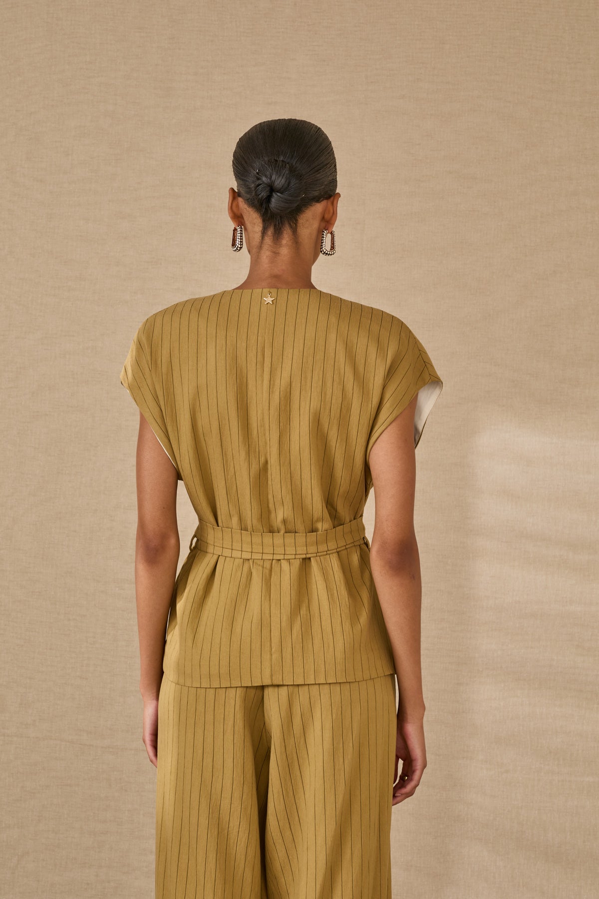 PRIVEE Vest Desert