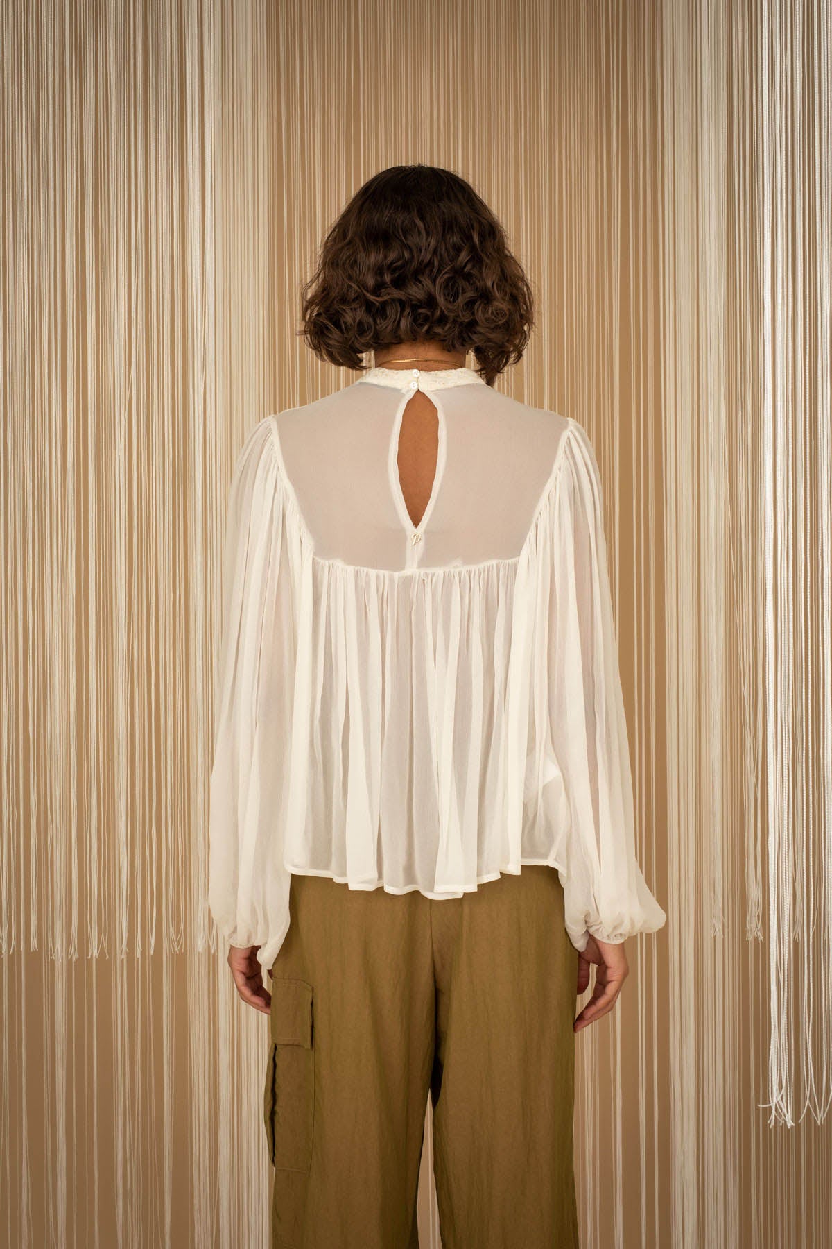 Blouse Leaflet