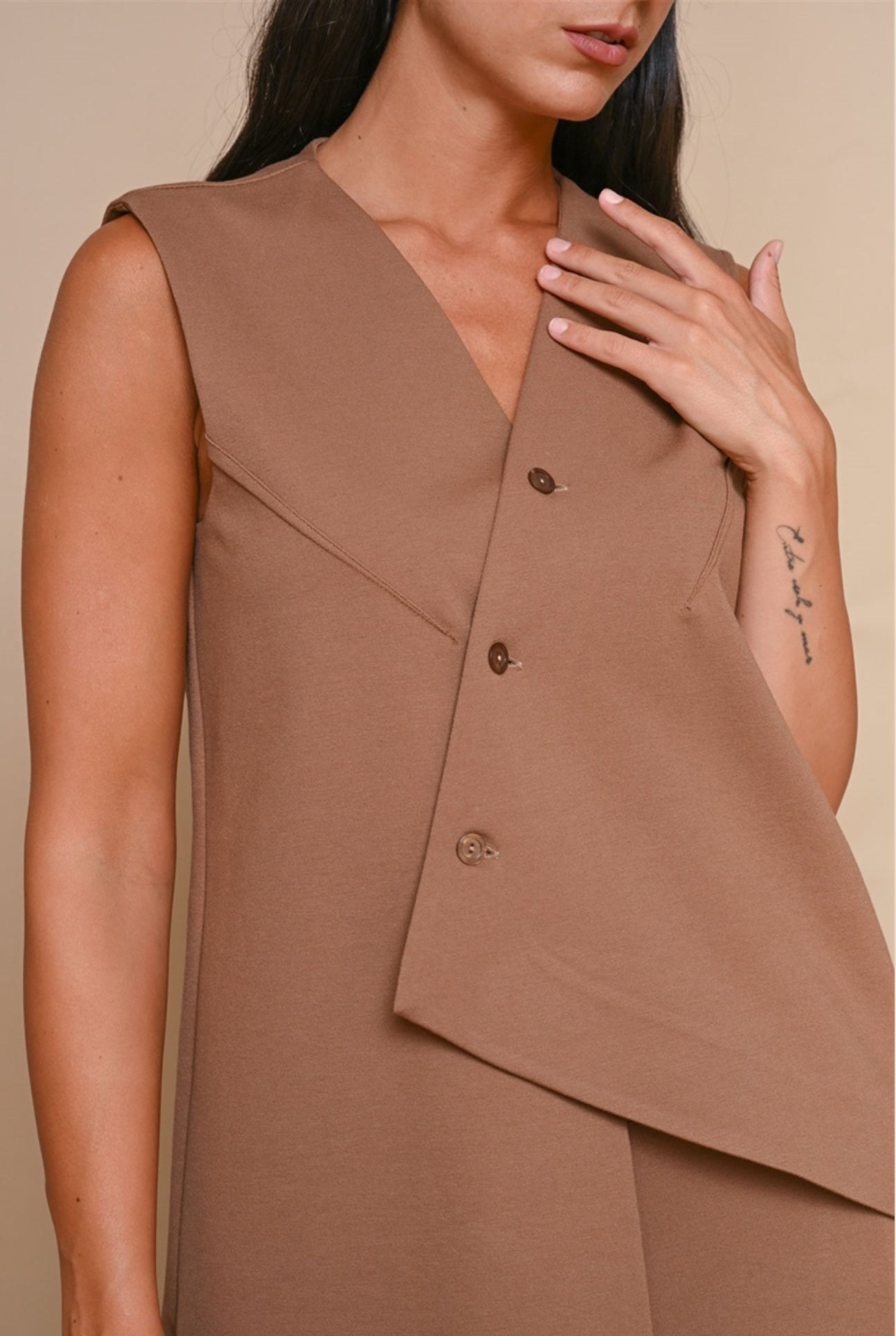 Vest Asymmetric