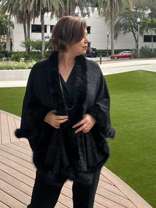 Cape With Fur