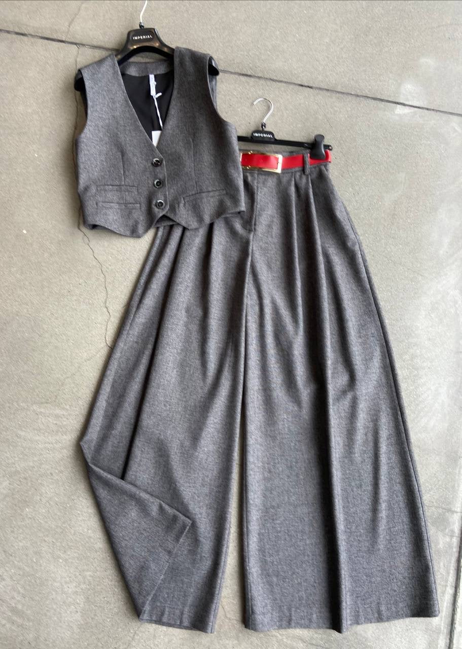 Set with Red Belt