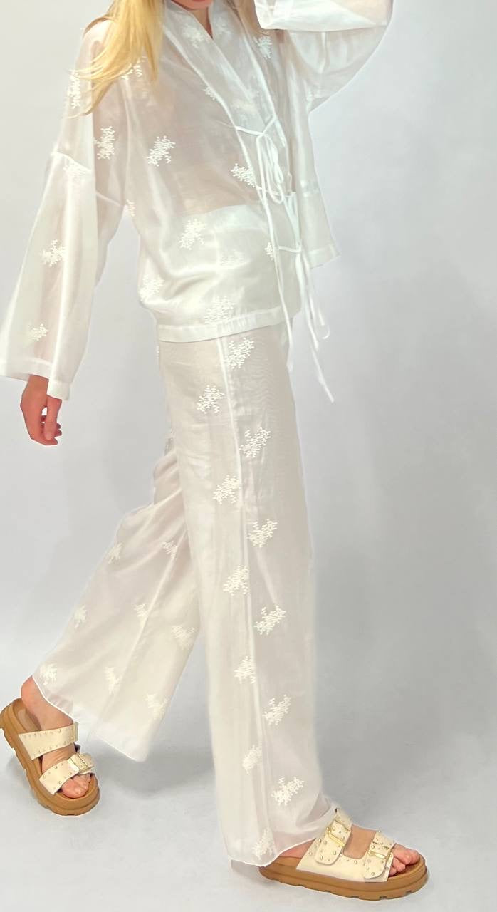Suit Vanila